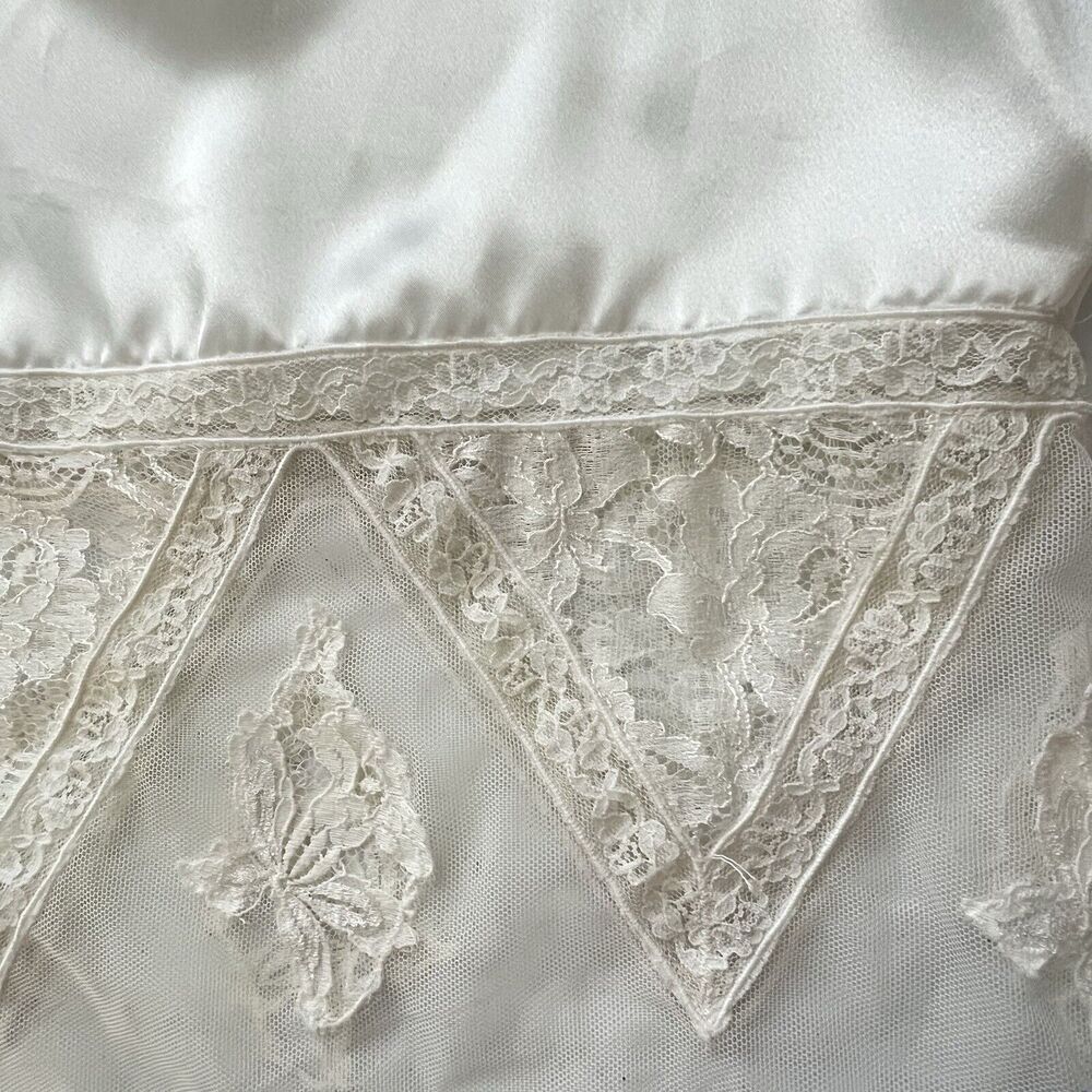 Vintage 90s Victoria Secret Ivory Satin & Lace Short Sleeves Top Sz S Delicate‎ - Picture 14 of 16